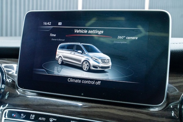 Used Mercedes-Benz V-Class 2021 for sale - 74607121: Photo 23