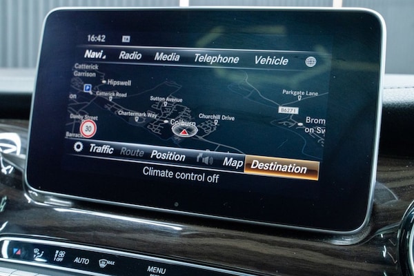 Used Mercedes-Benz V-Class 2021 for sale - 74607121: Photo 24