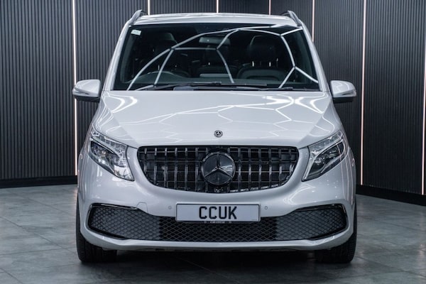 Used Mercedes-Benz V-Class 2021 for sale - 74607121: Photo 2
