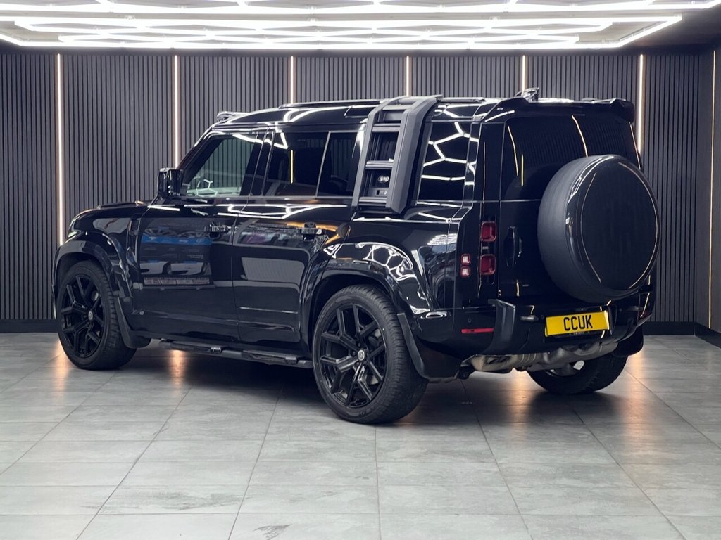 Used Land Rover Defender 2021 for sale - 76454656: Photo 5