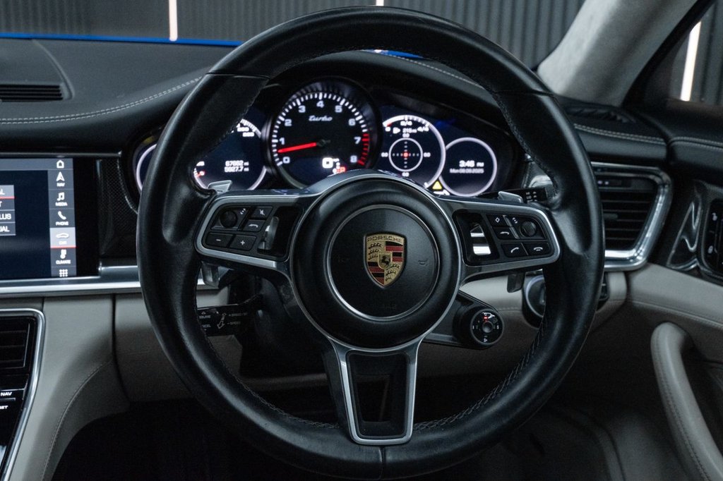 Used Porsche Panamera 2017 for sale - 76312869: Photo 26