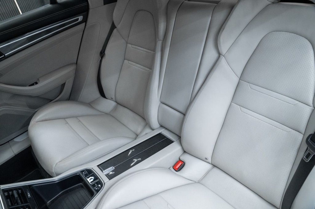 Used Porsche Panamera 2017 for sale - 76312869: Photo 39