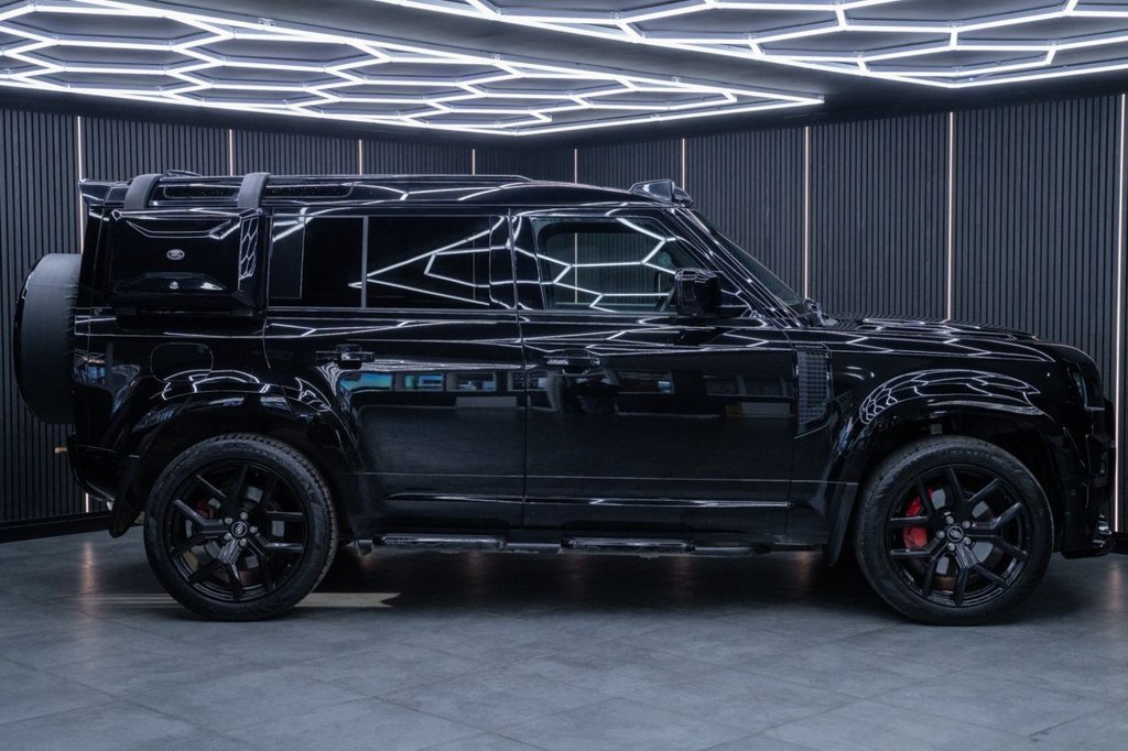 Used Land Rover Defender 2023 for sale - 77383989: Photo 11