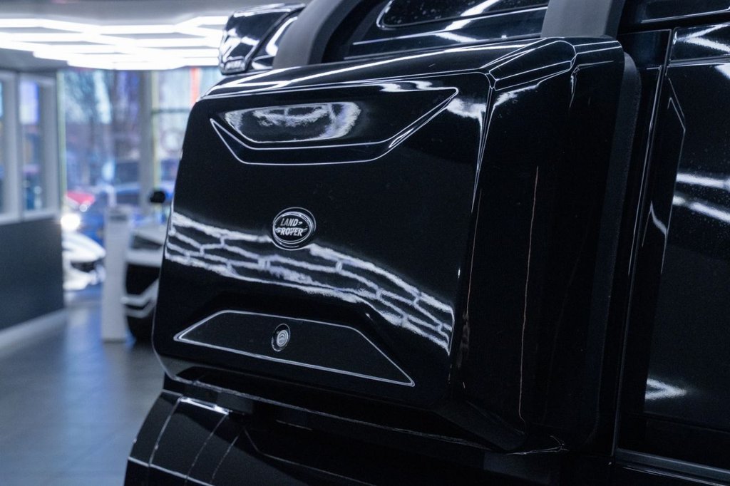 Used Land Rover Defender 2023 for sale - 77383989: Photo 12