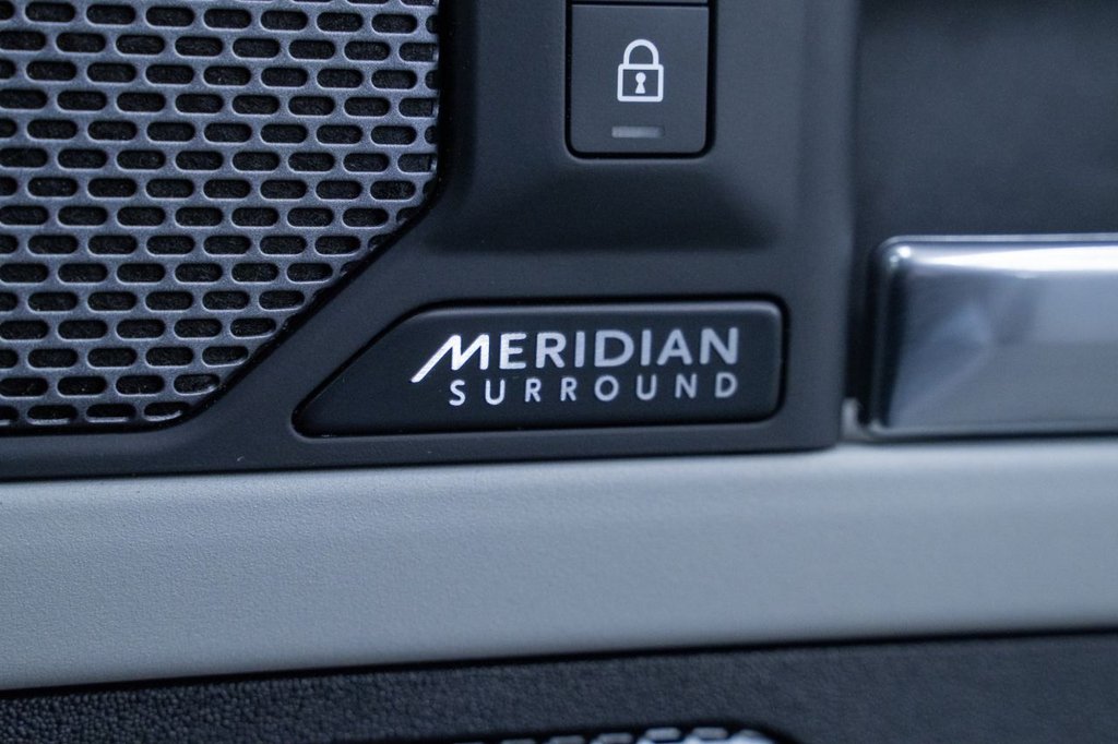 Used Land Rover Defender 2023 for sale - 77383989: Photo 19