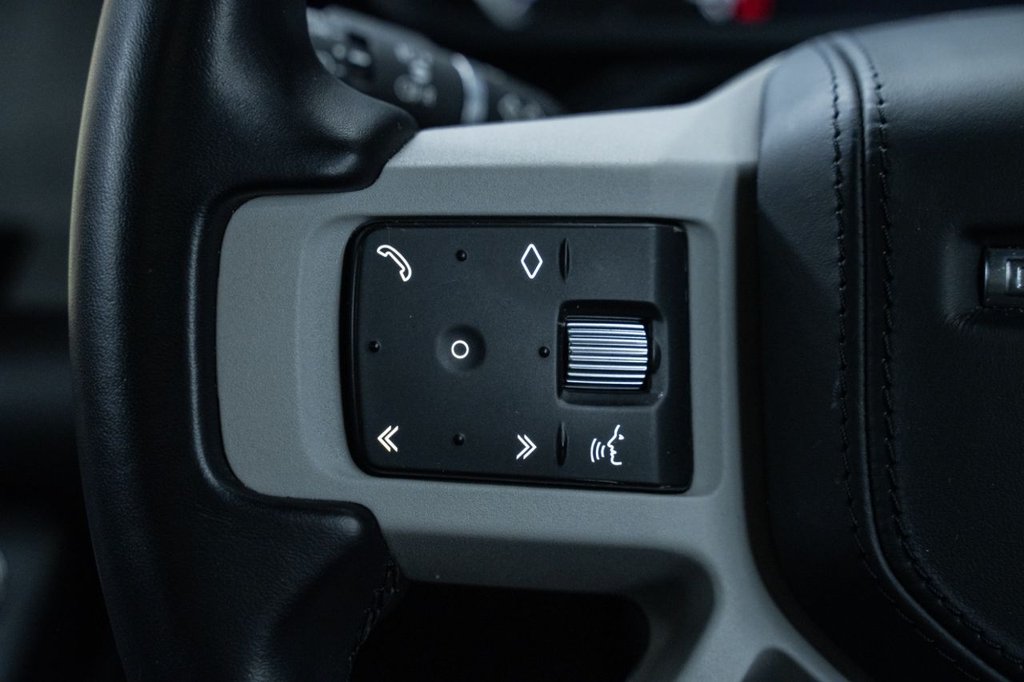 Used Land Rover Defender 2023 for sale - 77383989: Photo 24