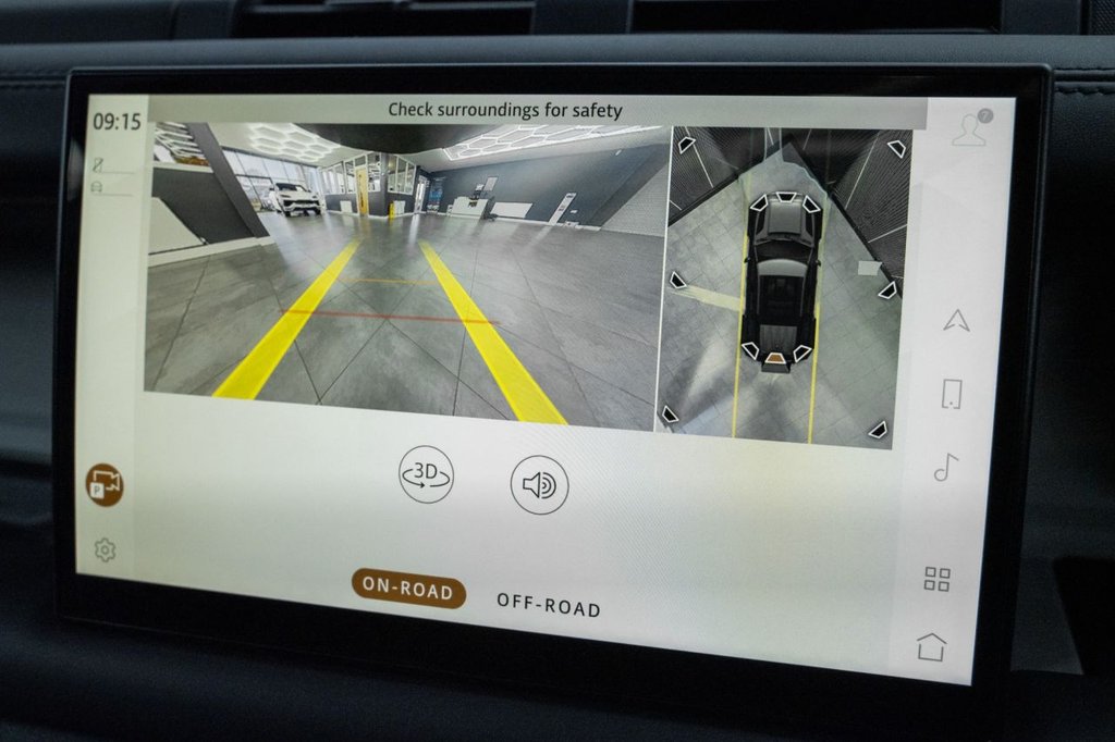 Used Land Rover Defender 2023 for sale - 77383989: Photo 31