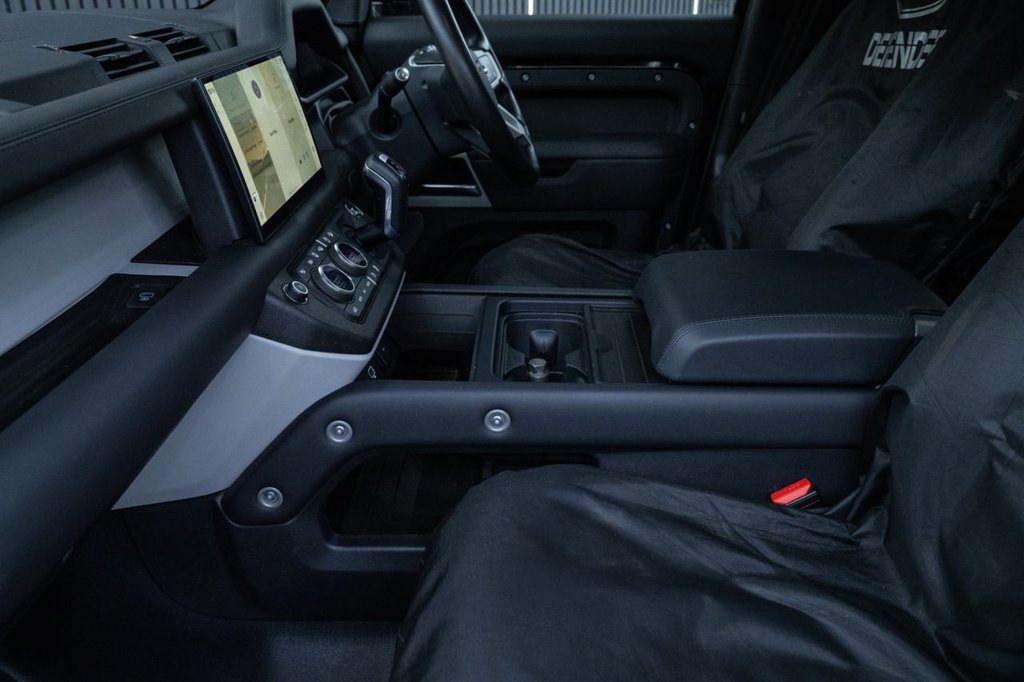 Used Land Rover Defender 2023 for sale - 77383989: Photo 34