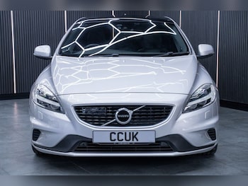Used Volvo V40 2018 for sale - 78533738: Photo
