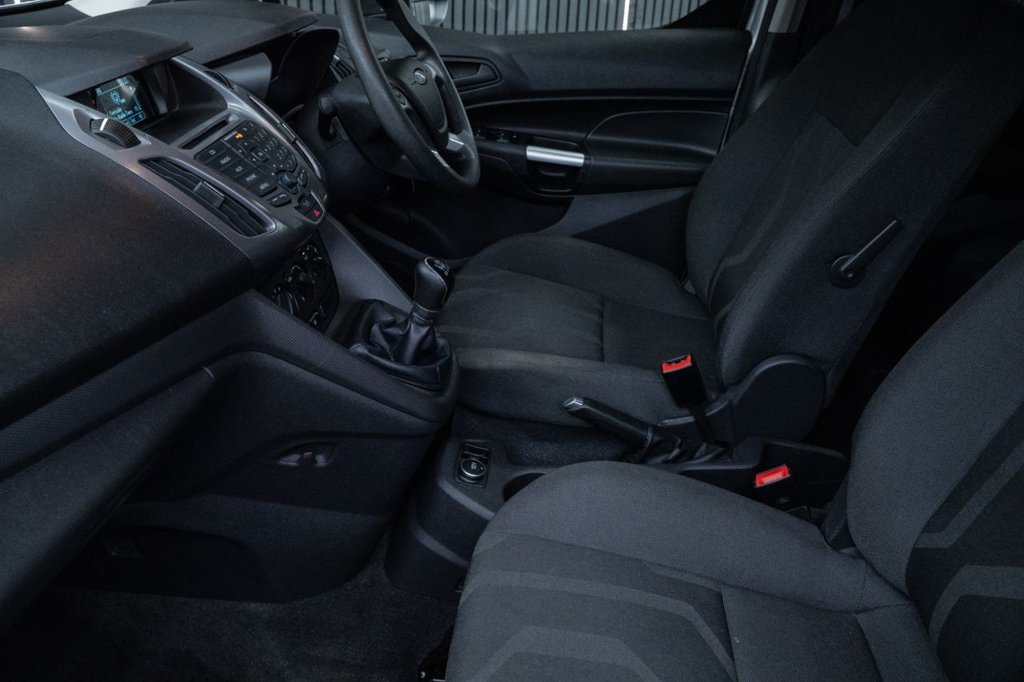 Used Ford Tourneo Connect 2014 for sale - 77421669: Photo 25