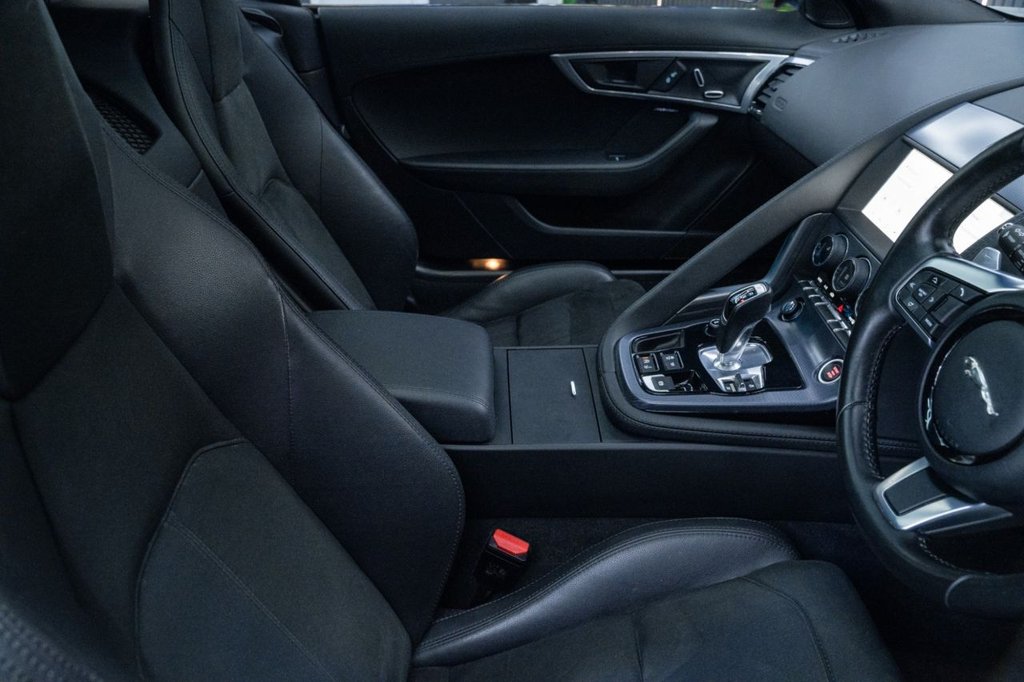 Used Jaguar F-Type 2018 for sale - 77794991: Photo 13