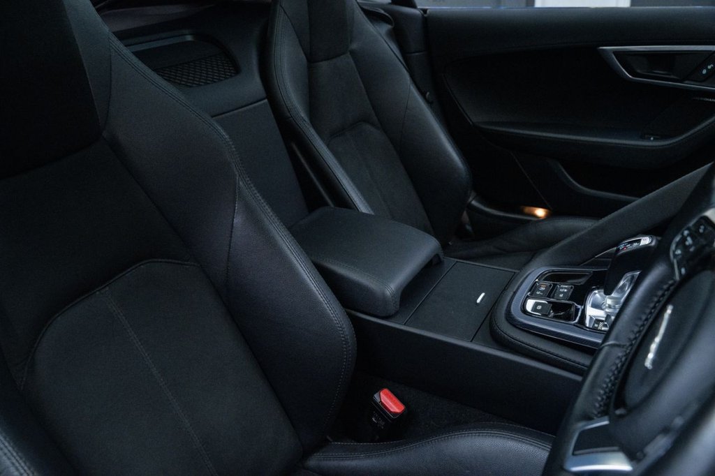 Used Jaguar F-Type 2018 for sale - 77794991: Photo 14