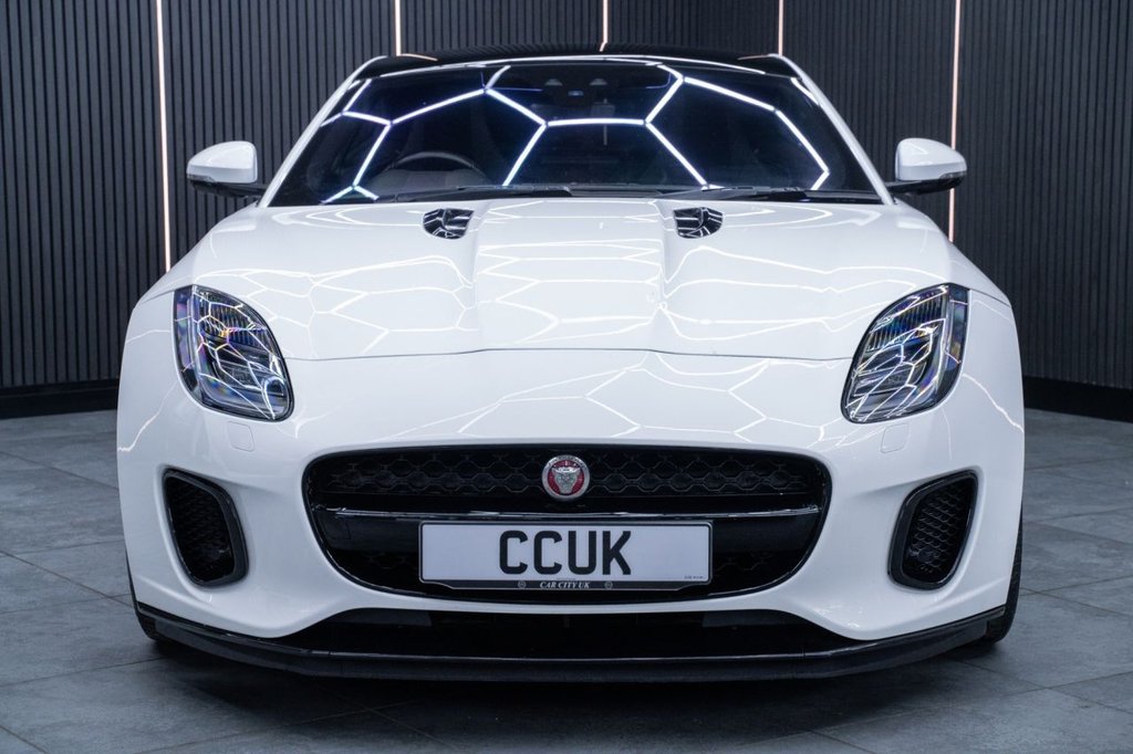 Used Jaguar F-Type 2018 for sale - 77794991: Photo 2