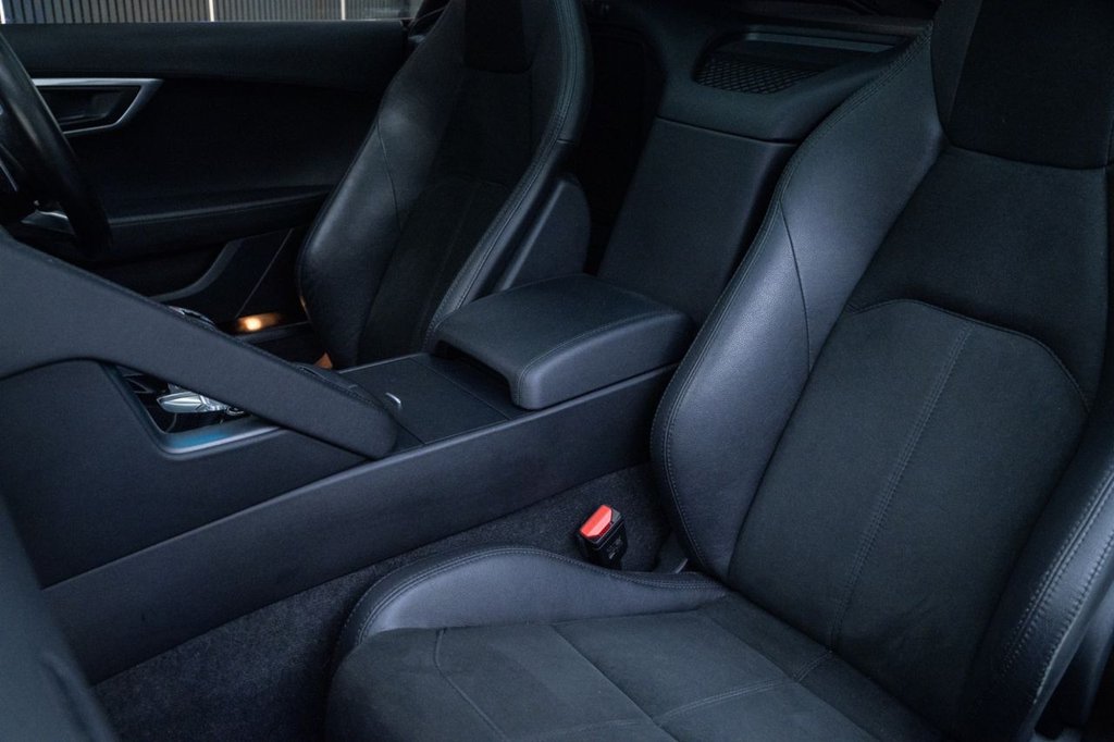 Used Jaguar F-Type 2018 for sale - 77794991: Photo 27