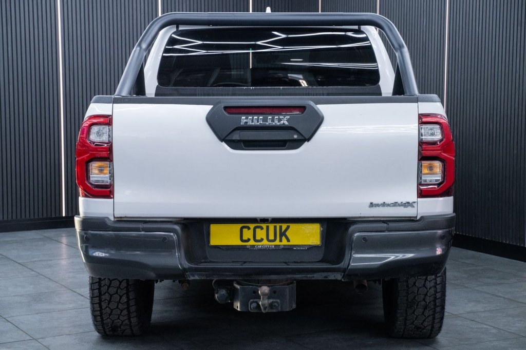 Used Toyota Hilux 2022 for sale - 77692908: Photo 9