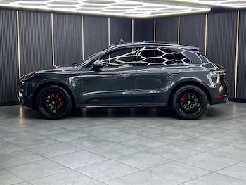 Used Porsche Macan 2020 for sale - 79334811: Photo