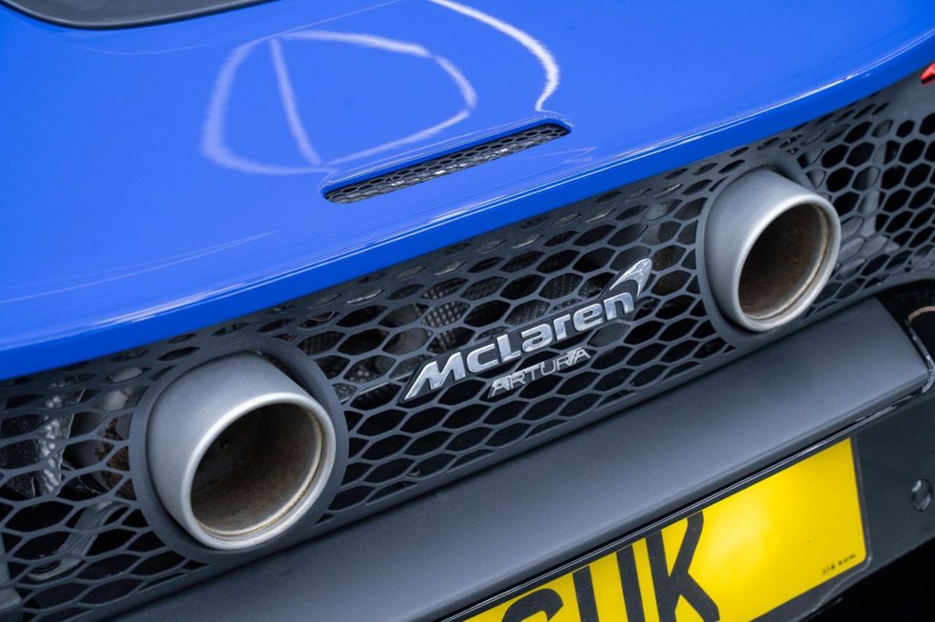 Used McLaren Artura 2023 for sale - 76768222: Photo 12