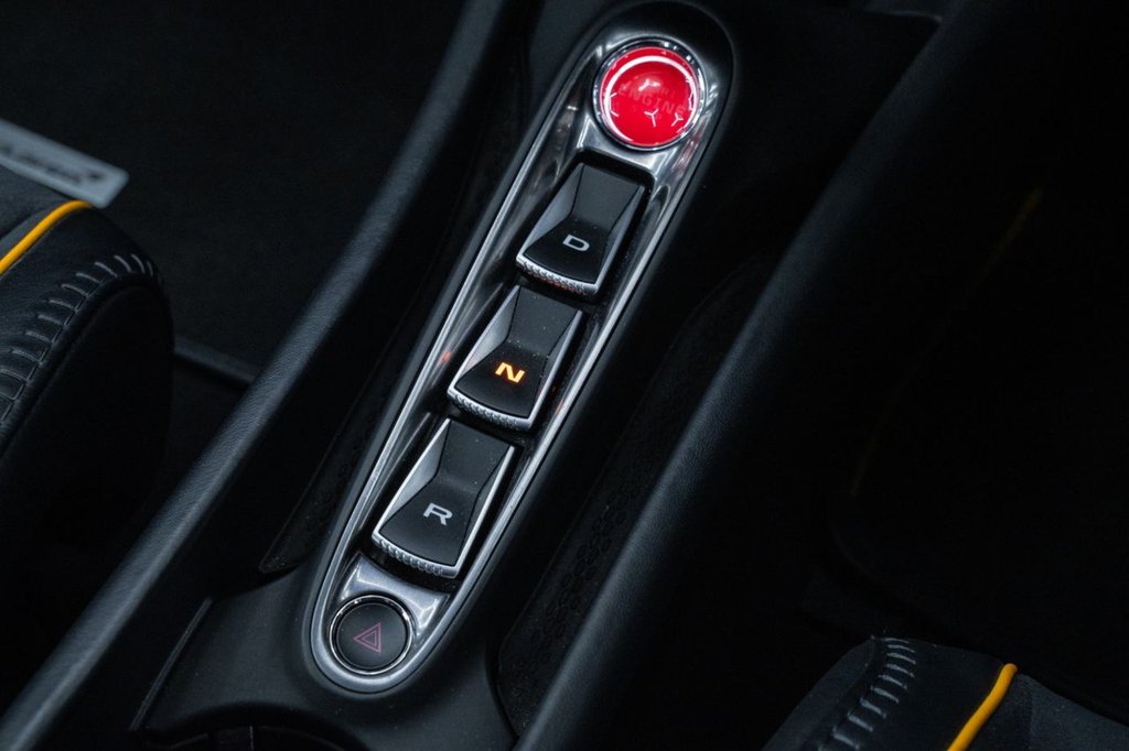 Used McLaren Artura 2023 for sale - 76768222: Photo 22