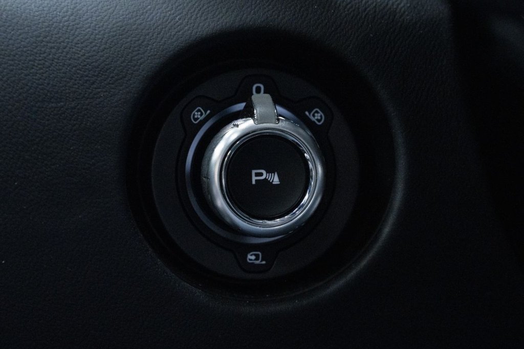 Used McLaren Artura 2023 for sale - 76768222: Photo 33