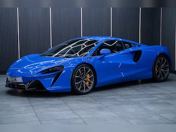 Used McLaren Artura 2023 for sale - 76768222: Photo