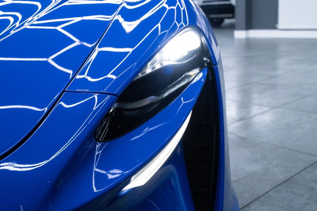 Used McLaren Artura 2023 for sale - 76768222: Photo 4