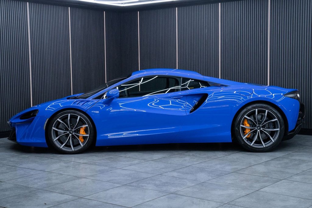 Used McLaren Artura 2023 for sale - 76768222: Photo 6