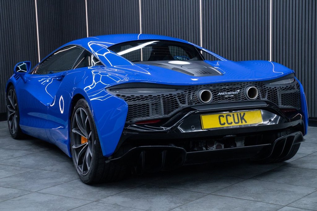 Used McLaren Artura 2023 for sale - 76768222: Photo 8