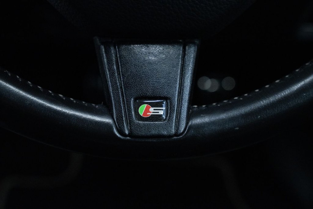 Used Jaguar XF 2013 for sale - 77110824: Photo 26