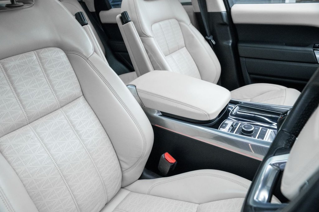 Used Land Rover Range Rover Sport 2018 for sale - 76950697: Photo 15