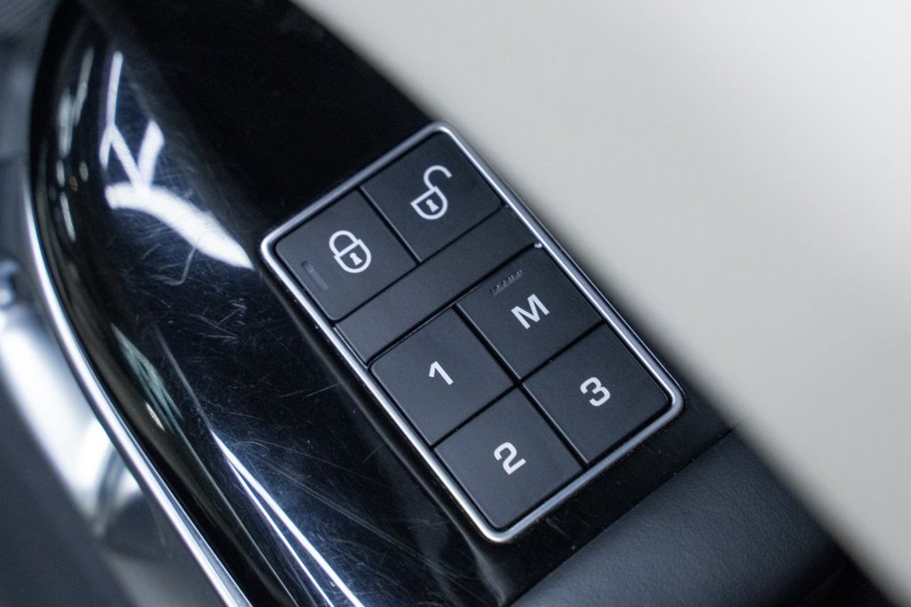 Used Land Rover Range Rover Sport 2018 for sale - 76950697: Photo 18