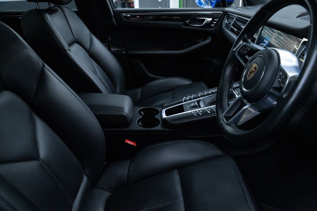 Used Porsche Macan 2019 for sale - 77212969: Photo 14