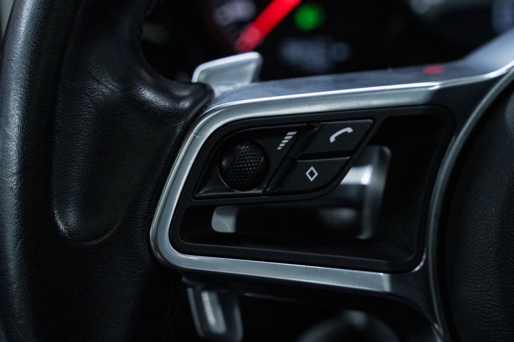 Used Porsche Macan 2019 for sale - 77212969: Photo 23