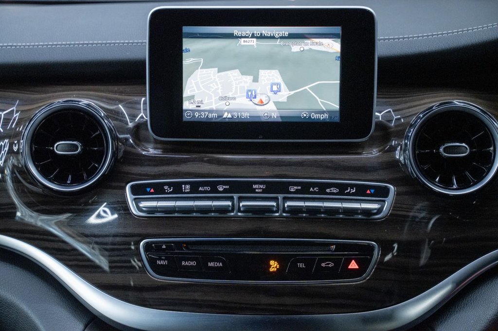 Used Mercedes-Benz V-Class 2019 for sale - 77655201: Photo 17