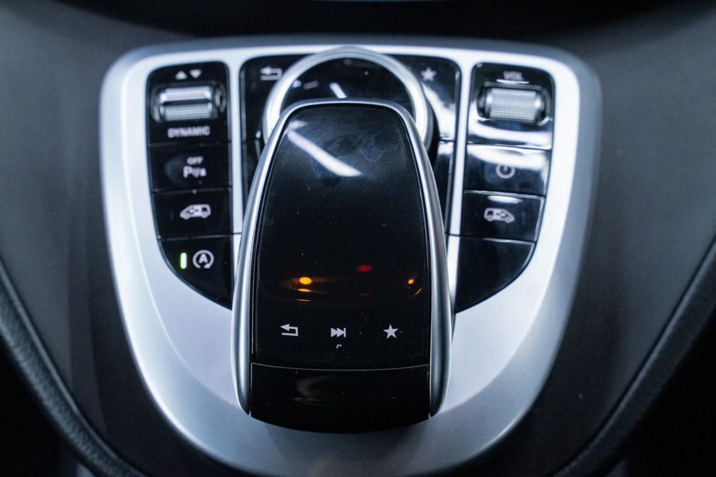 Used Mercedes-Benz V-Class 2019 for sale - 77655201: Photo 19