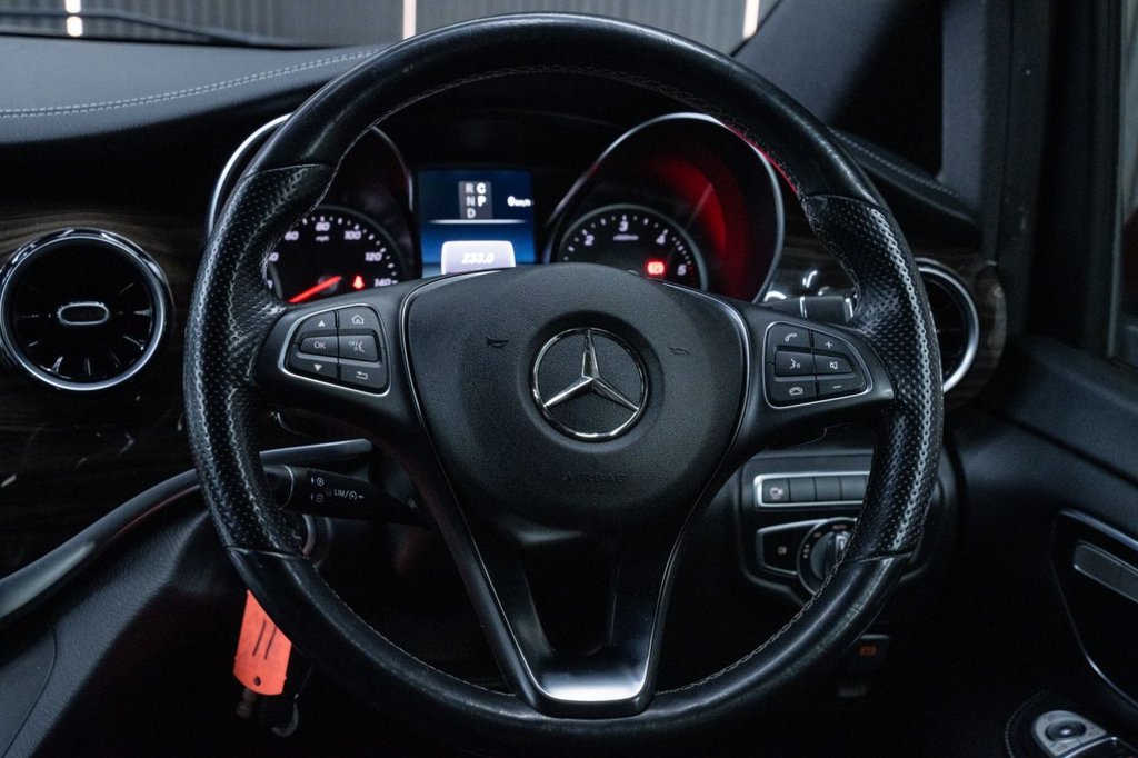 Used Mercedes-Benz V-Class 2019 for sale - 77655201: Photo 20