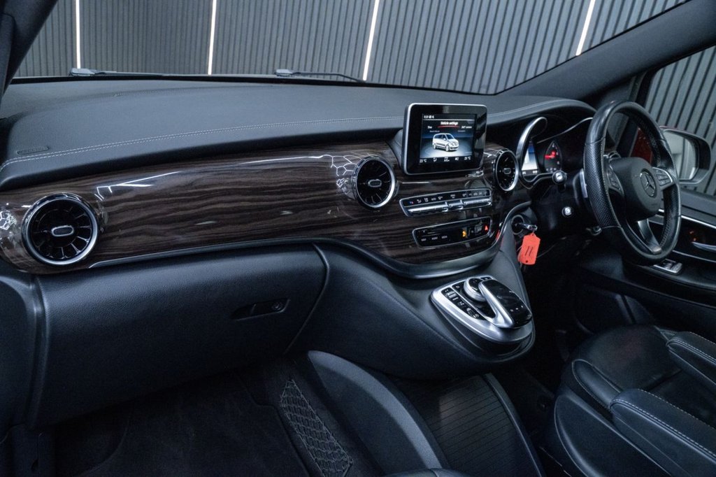 Used Mercedes-Benz V-Class 2019 for sale - 77655201: Photo 27
