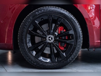 Used Mercedes-Benz V-Class 2019 for sale - 77655201: Photo