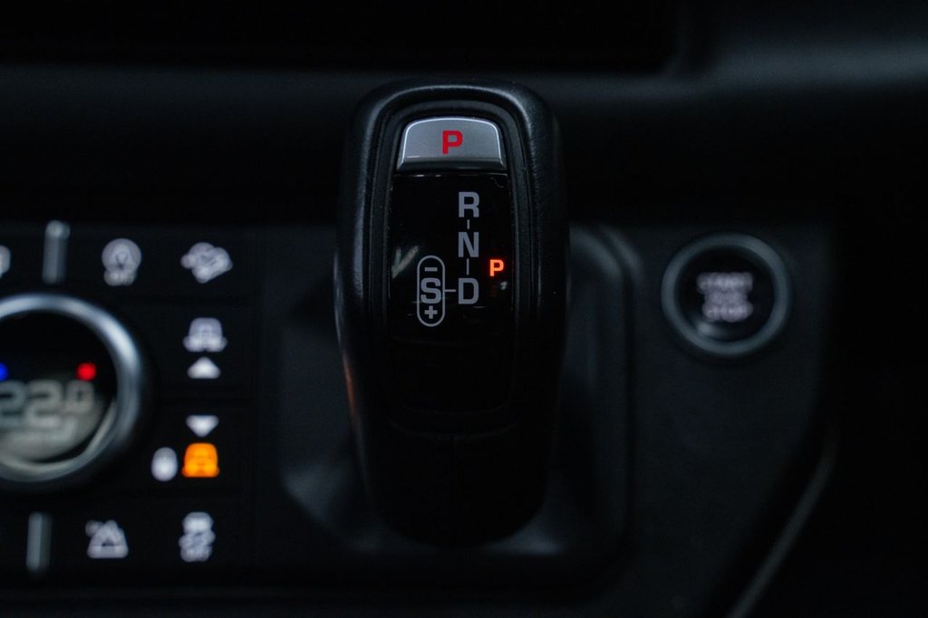 Used Land Rover Defender 2021 for sale - 77952511: Photo 25