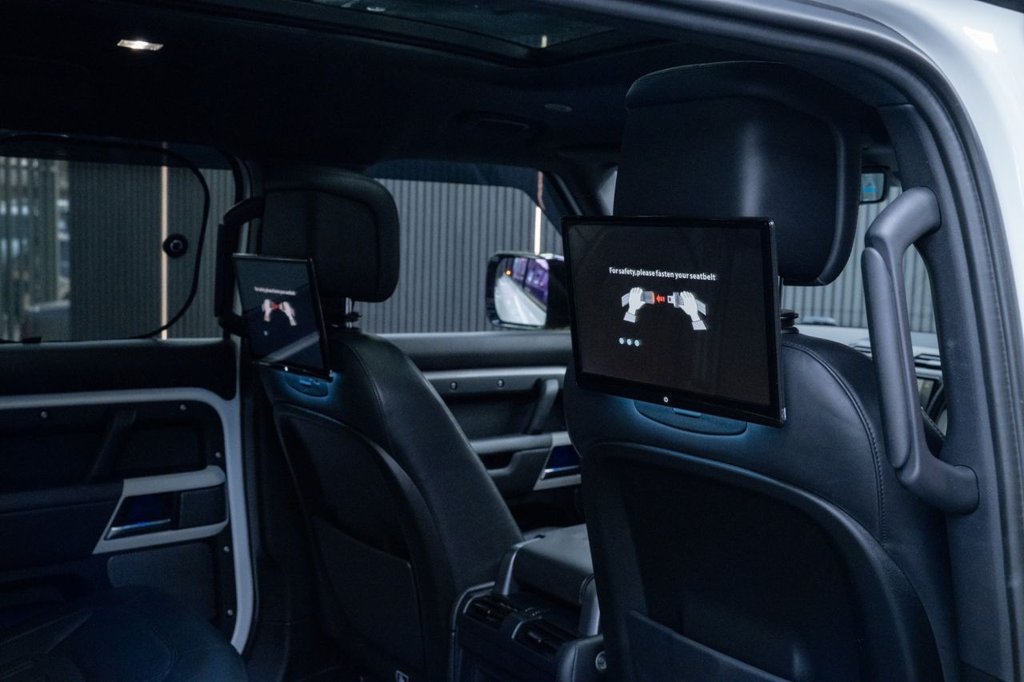 Used Land Rover Defender 2021 for sale - 77952511: Photo 30