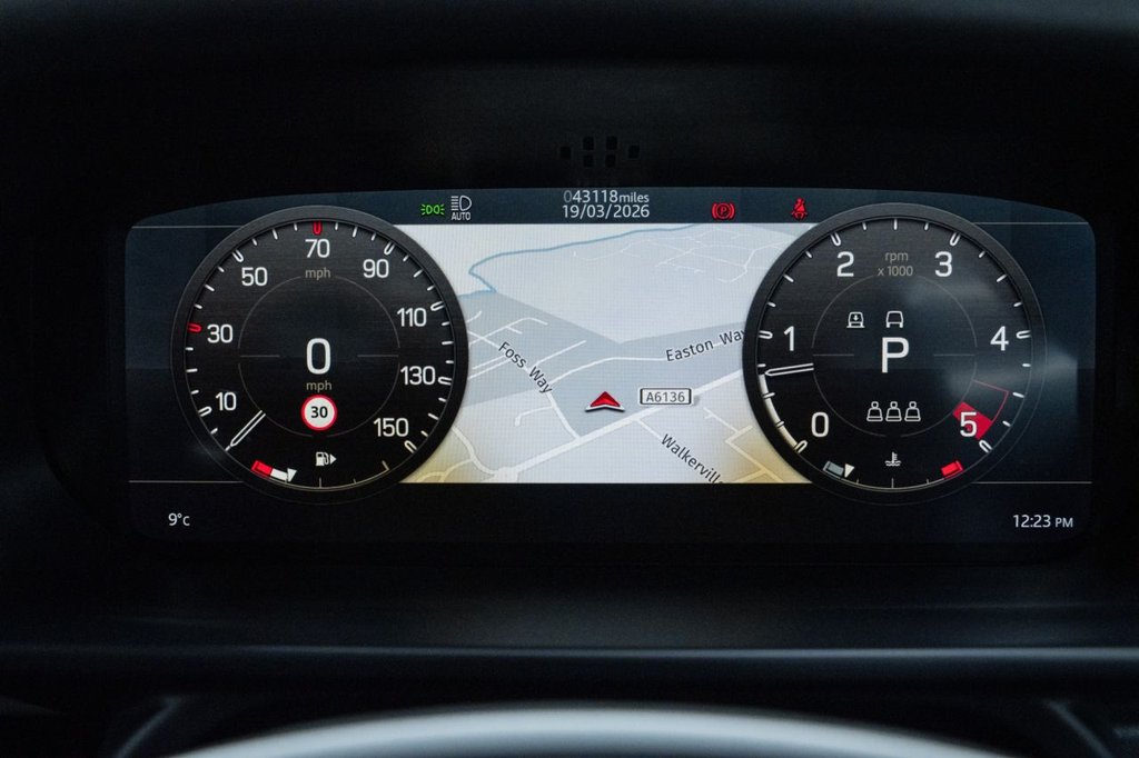 Used Land Rover Defender 2021 for sale - 77952511: Photo 31