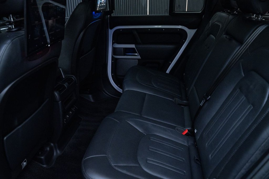 Used Land Rover Defender 2021 for sale - 77952511: Photo 41