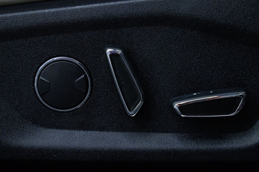 Used Ford Edge 2017 for sale - 76686241: Photo 16