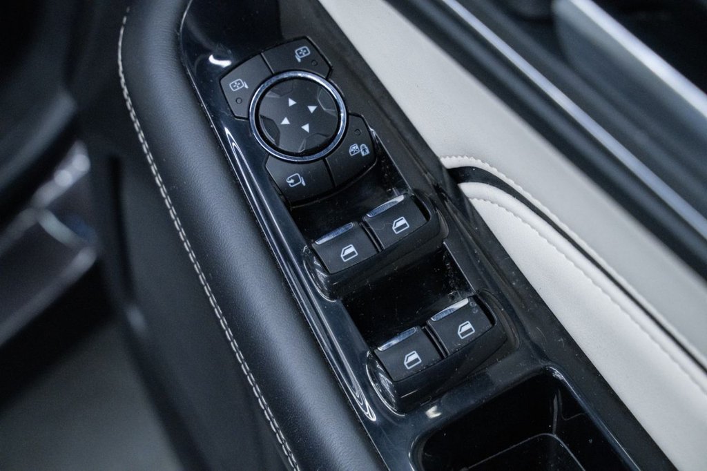 Used Ford Edge 2017 for sale - 76686241: Photo 17