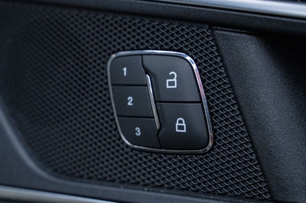 Used Ford Edge 2017 for sale - 76686241: Photo 18