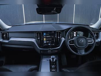 Used Volvo XC60 2019 for sale - 79805386: Photo