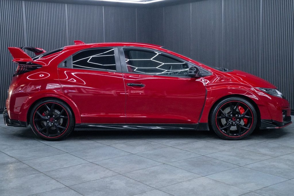 Used Honda Civic 2017 for sale - 76665471: Photo 12