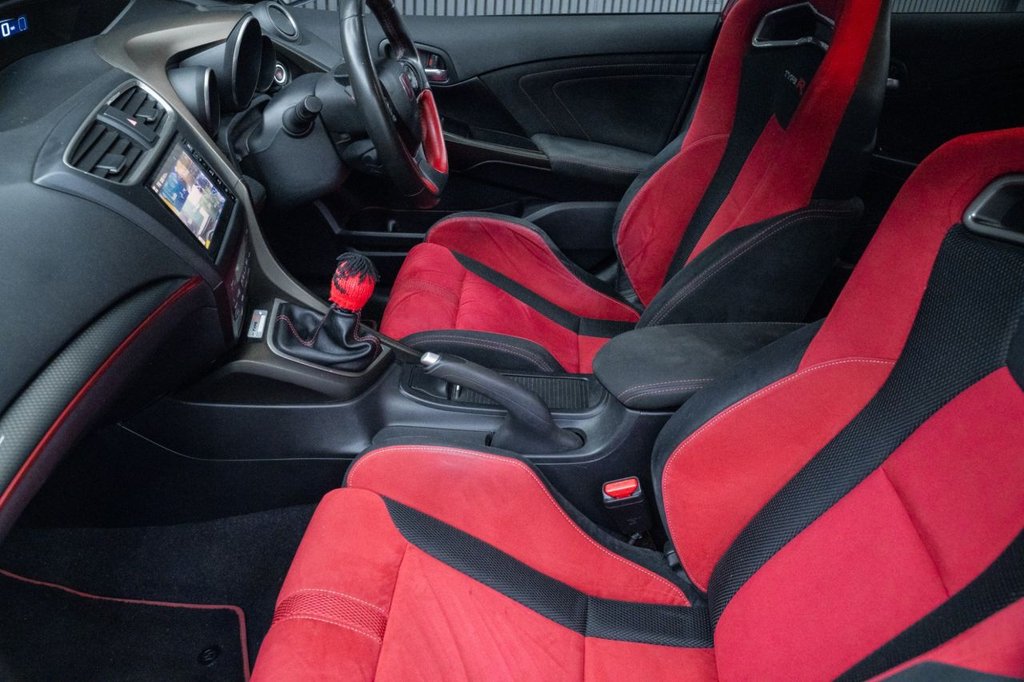 Used Honda Civic 2017 for sale - 76665471: Photo 32