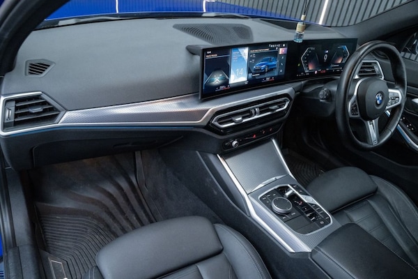 Used BMW 3 Series 2024 for sale - 76081229: Photo 32