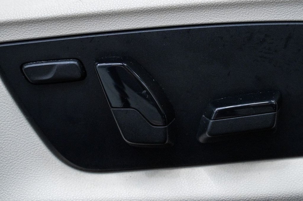 Used BMW 5 Series 2018 for sale - 76686402: Photo 15