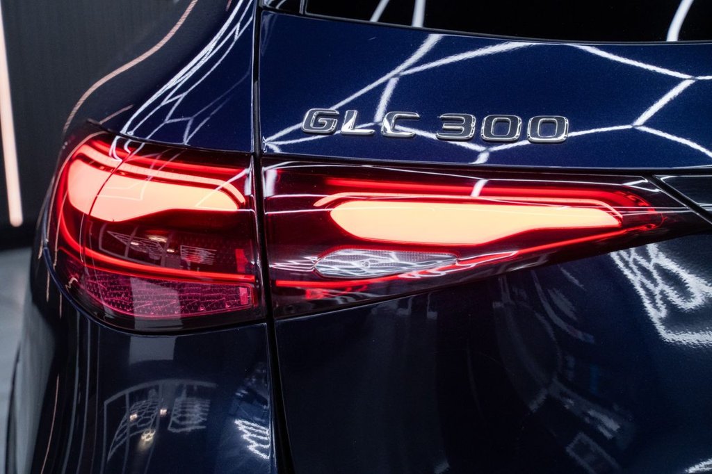 Used Mercedes-Benz GLC 2024 for sale - 76698724: Photo 10